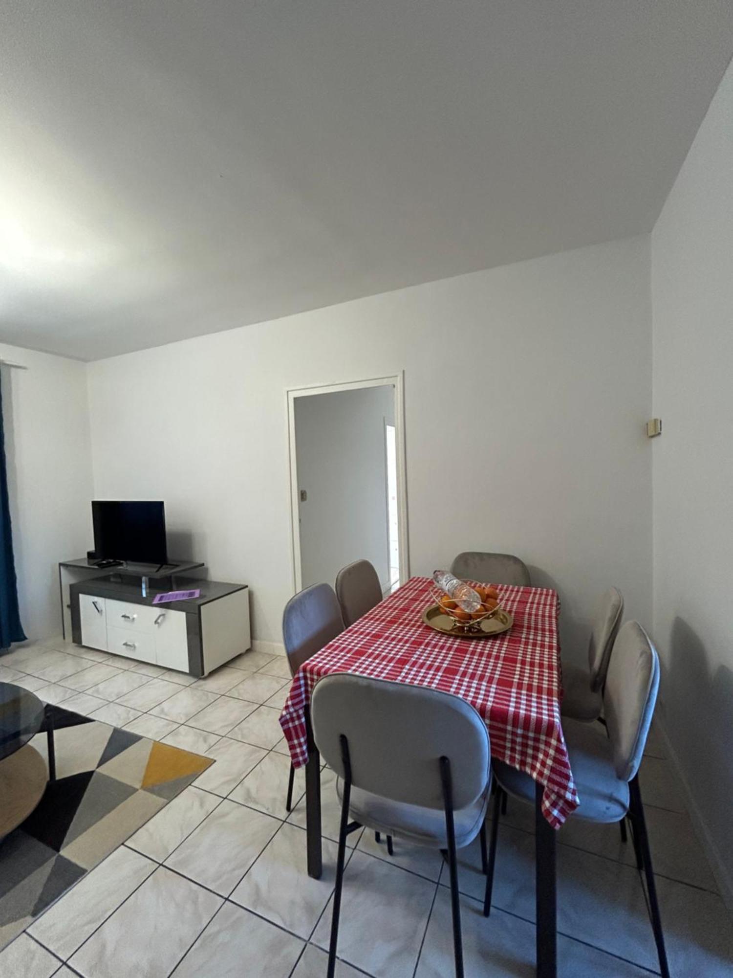 Home Lyla Dijon Dış mekan fotoğraf